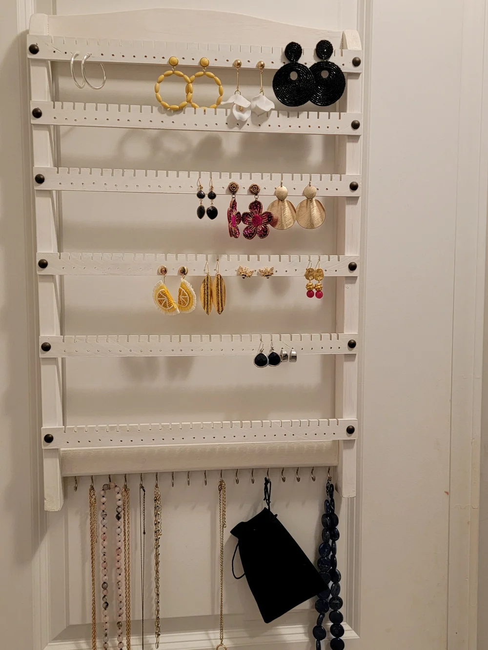 Wall-Mounted White Jewelry Organizer Rack - Home Storage & Organization